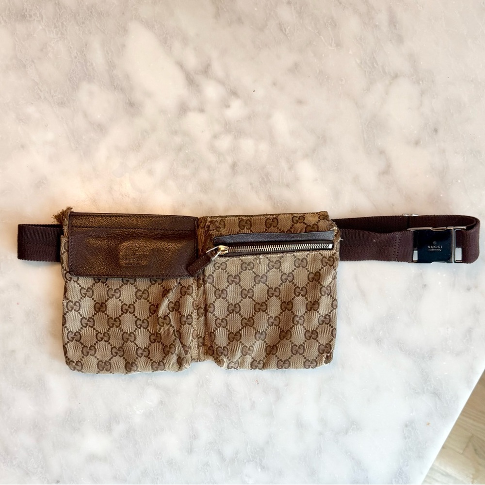 Gucci Monogram Crossbody Belt Bag

Please review photos for condition